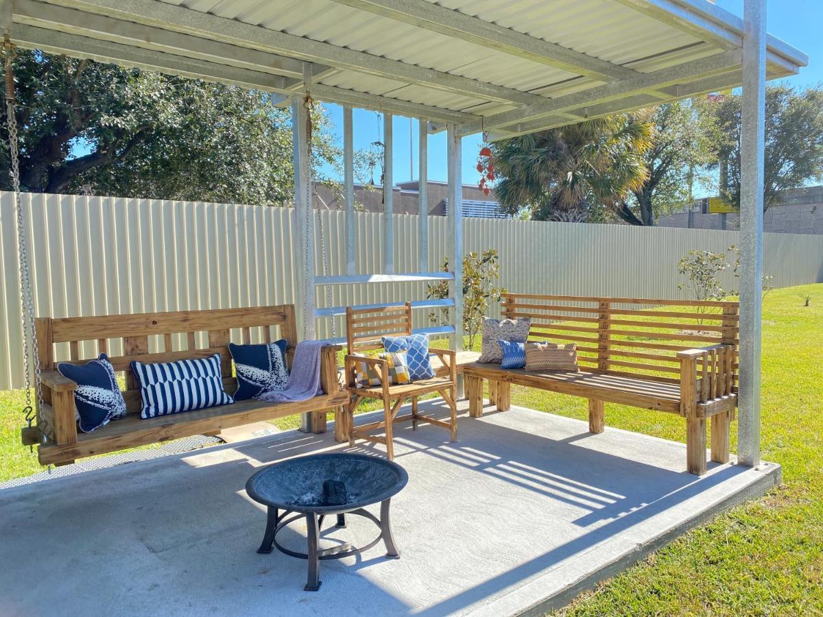 Island Suites Hobby Airport Houston Exteriör bild