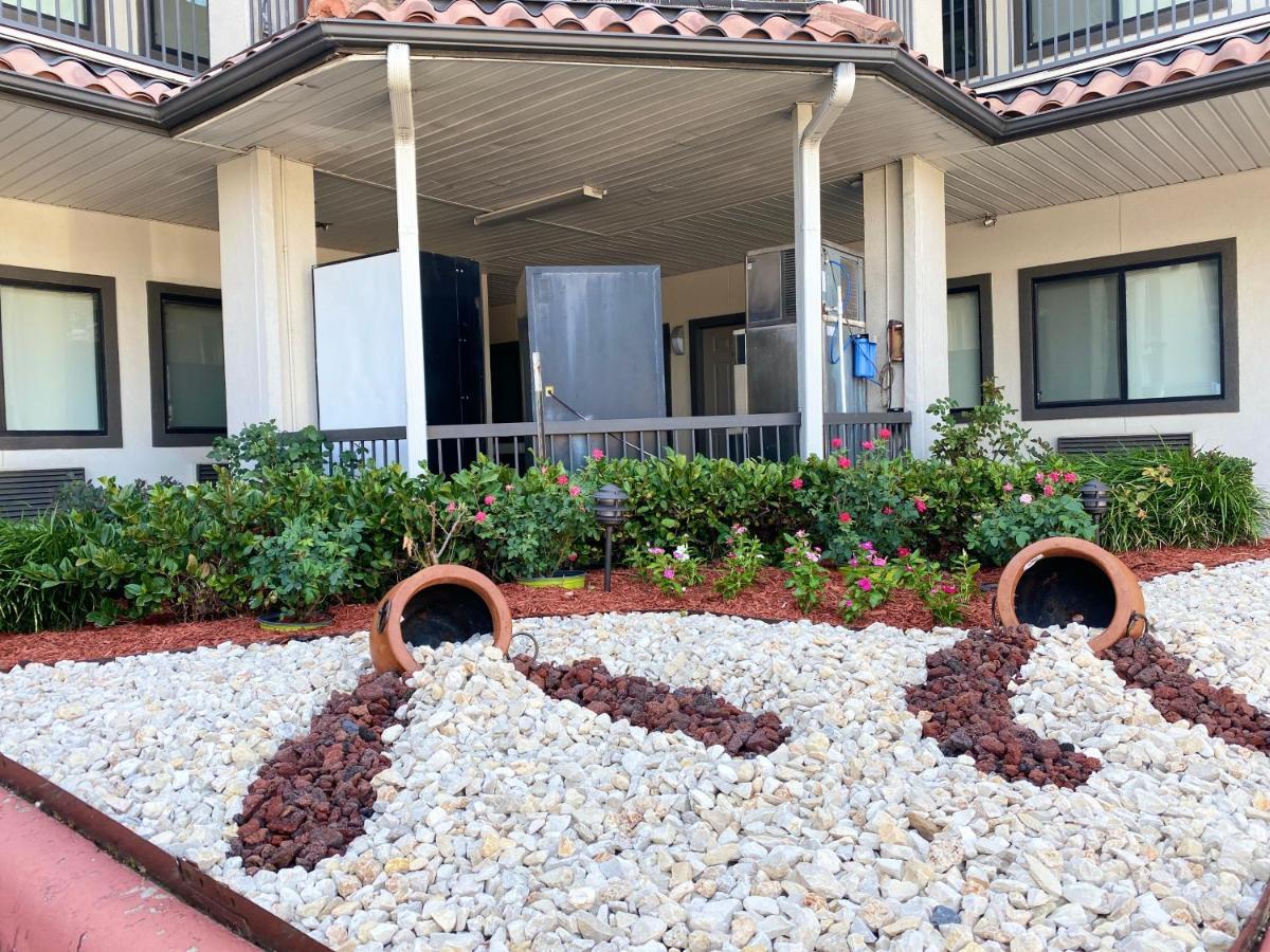 Island Suites Hobby Airport Houston Exteriör bild